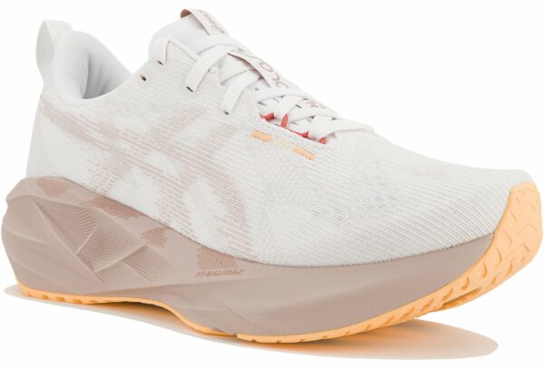 Chaussures de running femme Asics Novablast 5