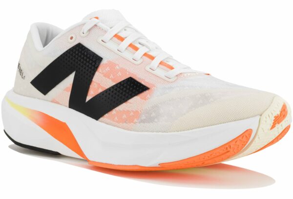 Chaussures de course New Balance FuelCell Rebel V4 pour hommes