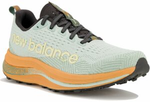Chaussures de trail New Balance FuelCell SuperComp pour femme