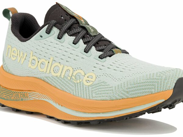 Chaussures de trail New Balance FuelCell SuperComp pour femme