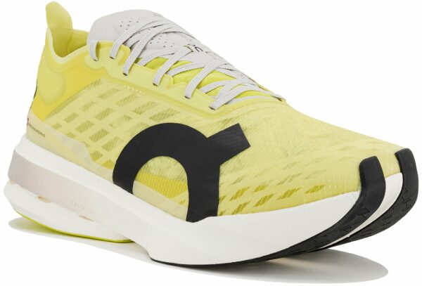 Chaussures de sport femme On-Running Cloudboom Strike pour battre des records de vitesse