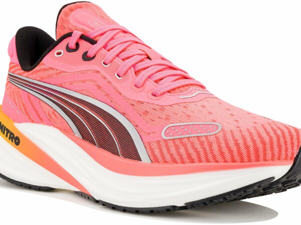 Chaussures de running Puma Magnify Nitro 2 Tech pour femme en déstockage