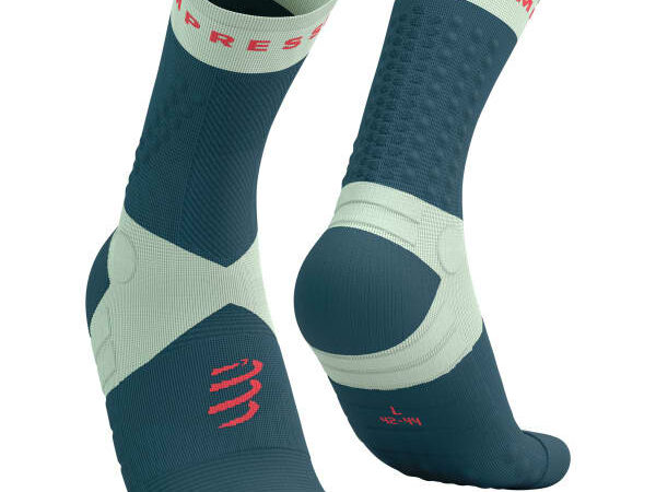 Chaussettes de trail COMPRESSPORT Ultra Trail Socks V2.0 - Bleu / Vert - taille 35/38