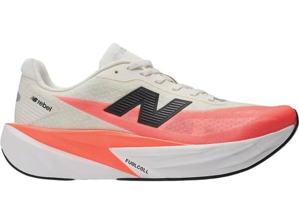 Chaussures de running New Balance Fuelcell Rebel V5 - Blanc / Orange - taille 41 1/2 2025
