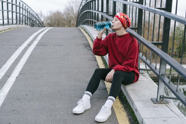 “Je mange salé = pas besoin de boisson électrolytique” : vrai ou faux ?