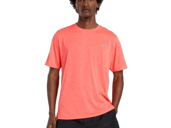 NEW BALANCE Athletics T-shirt - Rouge / Orange - taille S 2025