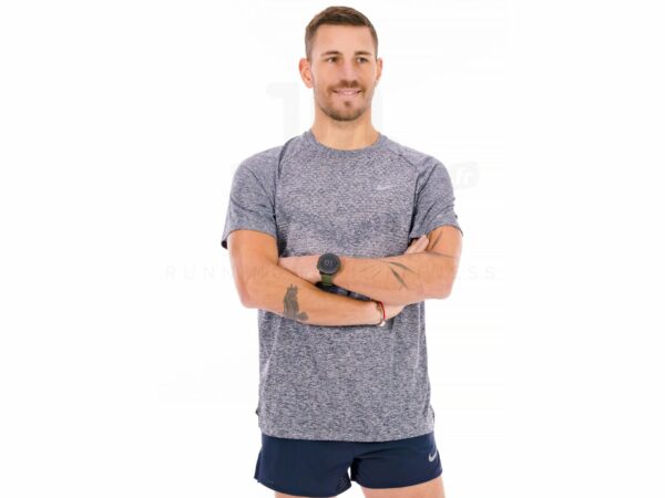 Nike Stride vêtement running homme déstockage