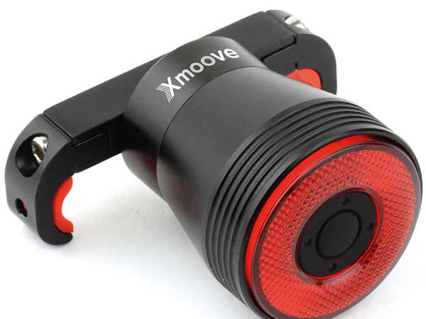 XMOOVE ECLAIRAGE ARRIERE INTELLIGENT