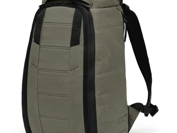 DB HUGGER BACKPACK 20L