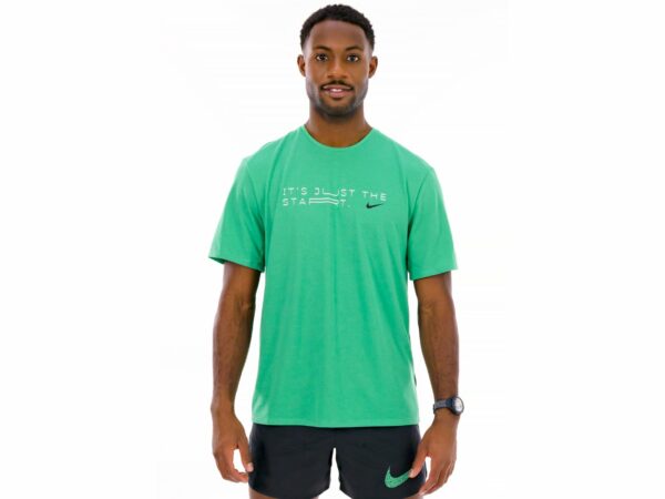 Nike Dri-Fit Rise 365 Kipchoge vêtement running homme déstockage
