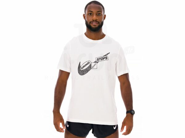 Nike Dri-Fit vêtement running homme déstockage
