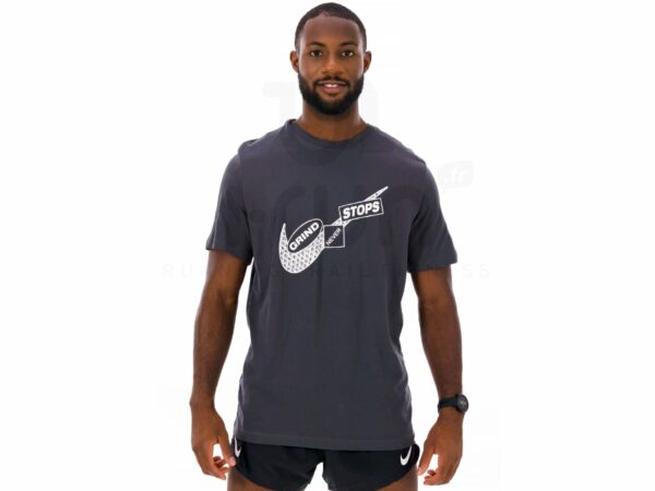 Nike Dri-Fit vêtement running homme déstockage