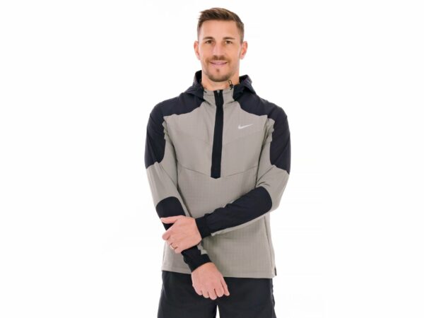 Nike Element 1/2 zip vêtement running homme déstockage