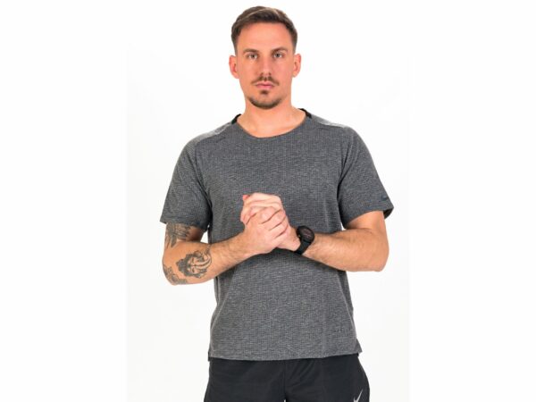 Nike Pinnacle Run Division M vêtement running homme déstockage