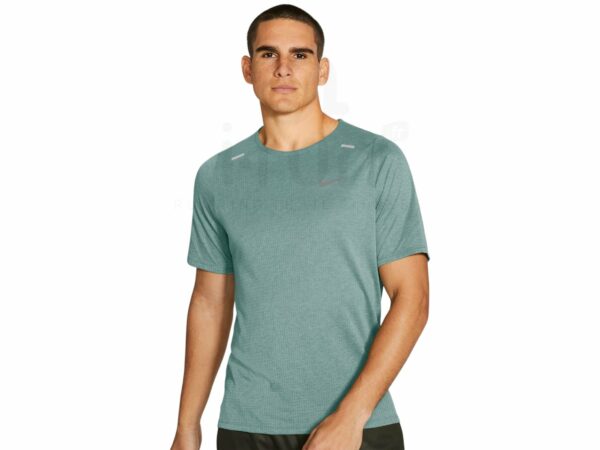 Nike Rise 365 vêtement running homme déstockage