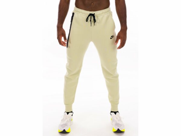 Nike Tech Fleece M vêtement running homme déstockage