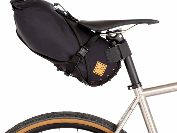 RESTRAP SADDLE BAG 8L + DRY BAG