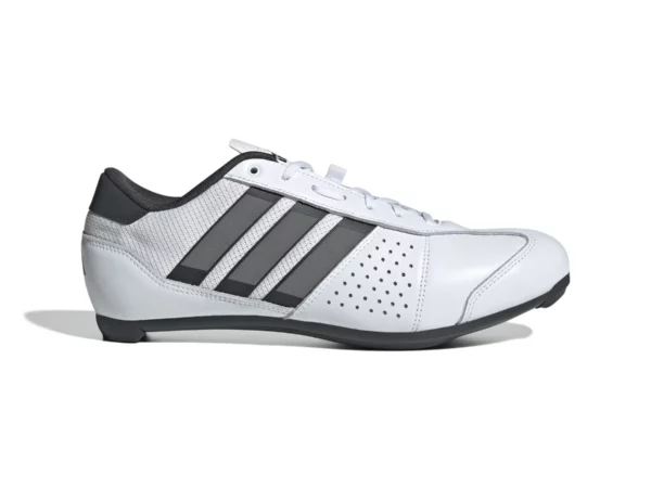 Chaussures adidas Heritage