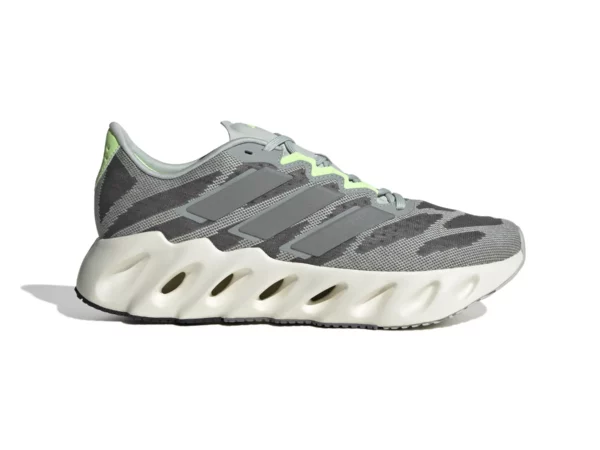 Chaussures de running adidas Switch FWD