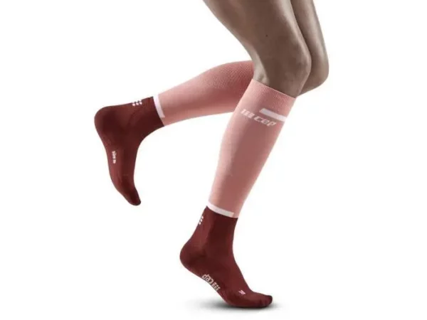 Chaussettes de compression hautes running femme CEP Compression V4