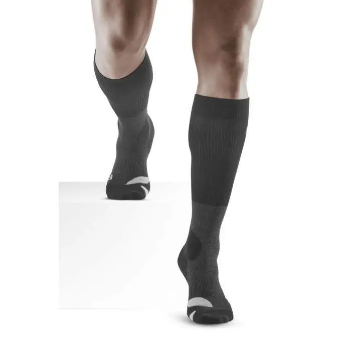 Chaussettes de compression de randonnée en mérinos CEP Compression