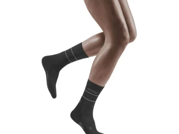 Chaussettes de compression mi-mollets femme CEP Compression Reflective