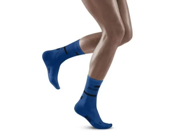 Chaussettes de compression mi-mollets running femme CEP Compression V4