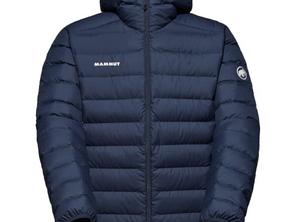 MAMMUT WAYMARKER IN HOODED JACKET
