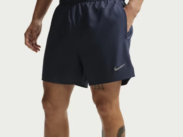 Short léger Nike Challenger