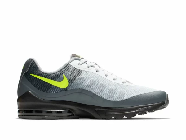 Baskets Nike Air Max Invigor