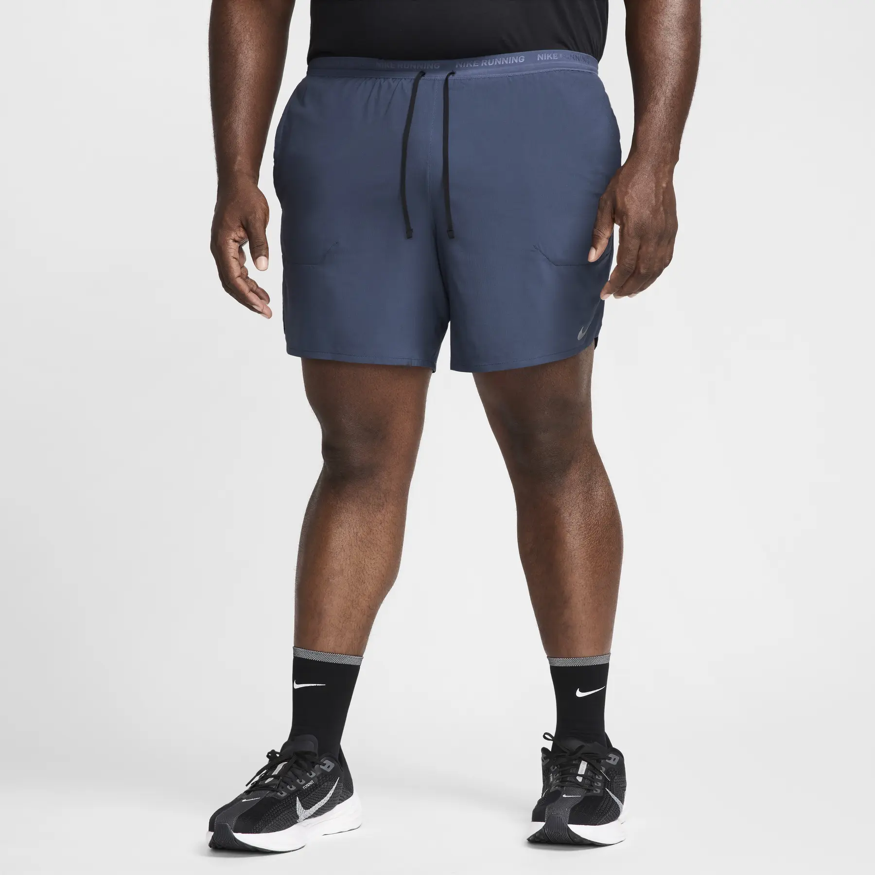 Short Nike Dri-FIT Stride 7"