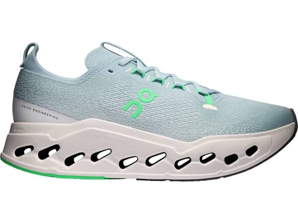 ON RUNNING CLOUDSURFER MAX