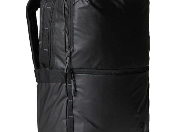 THE NORTH FACE BASE CAMP VOYAGER DAYPACK