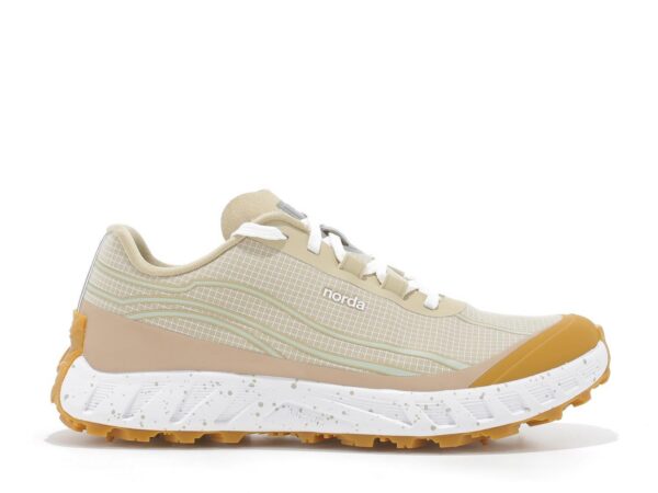 Chaussures de trail Norda 002 - Femme