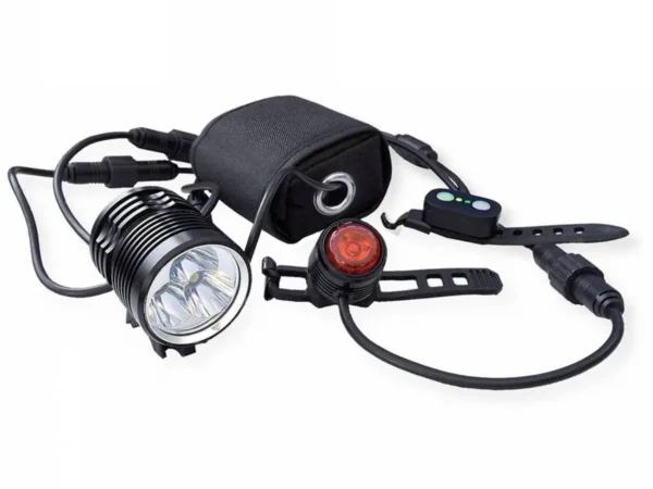 Feux avant et arrière TKX 3Cree Hyperlum