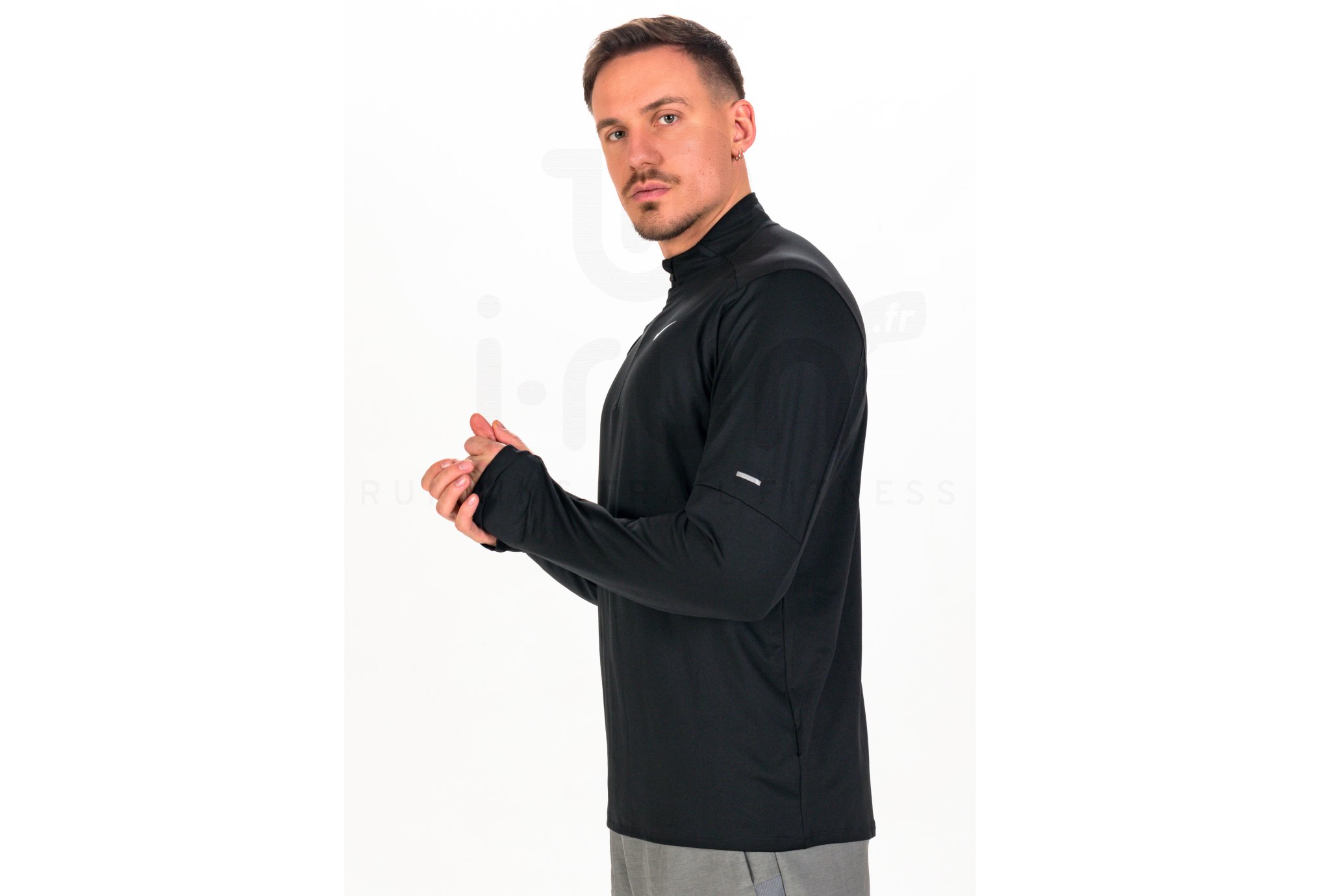 Nike Element M