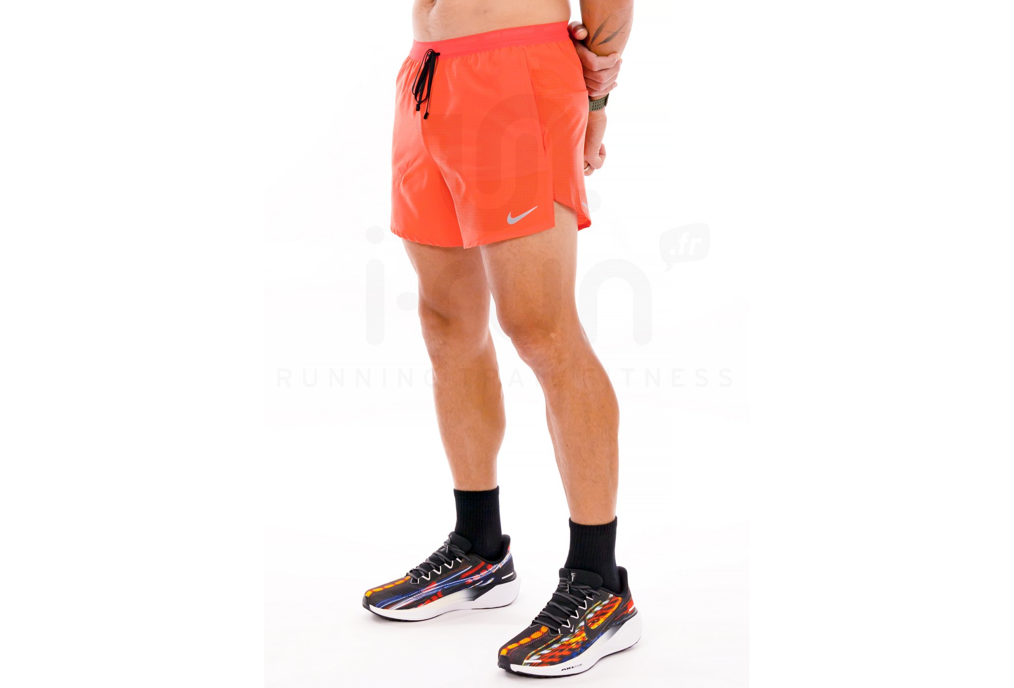 Nike Stride Perforated