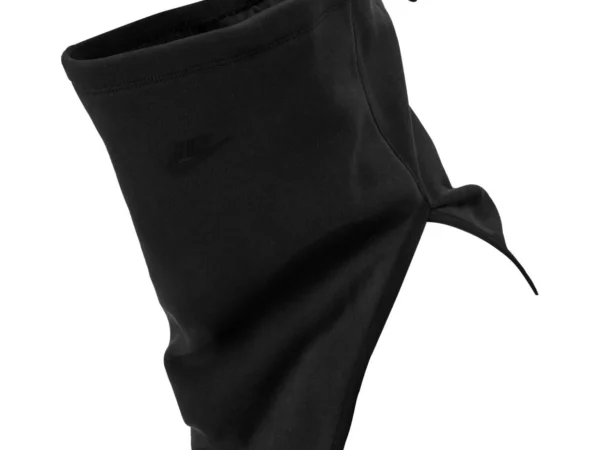 Cache cou Nike Tech Fleece