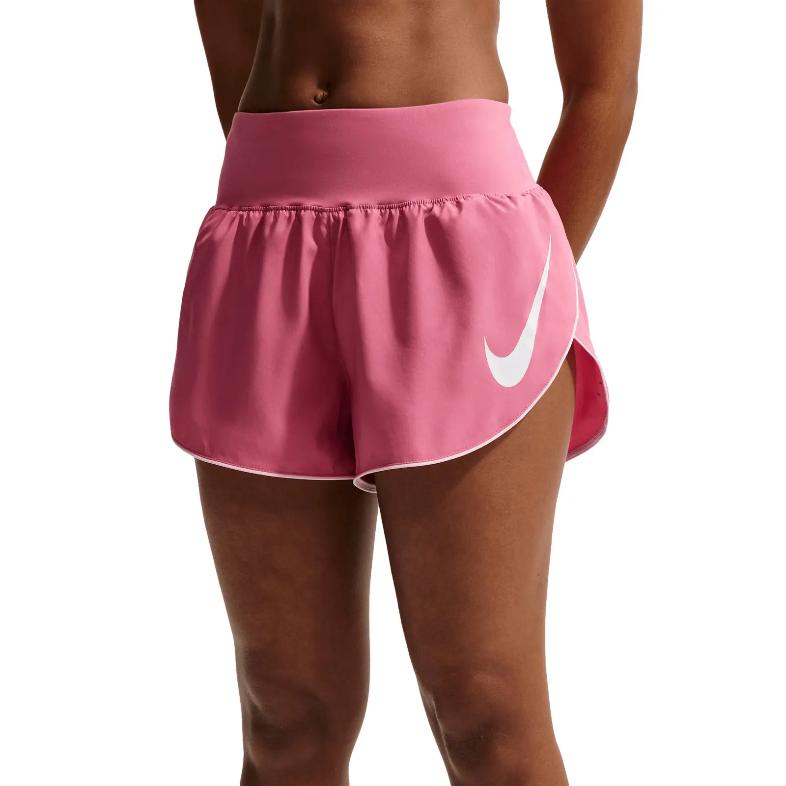 Short femme Nike Tempo Flow Swoosh