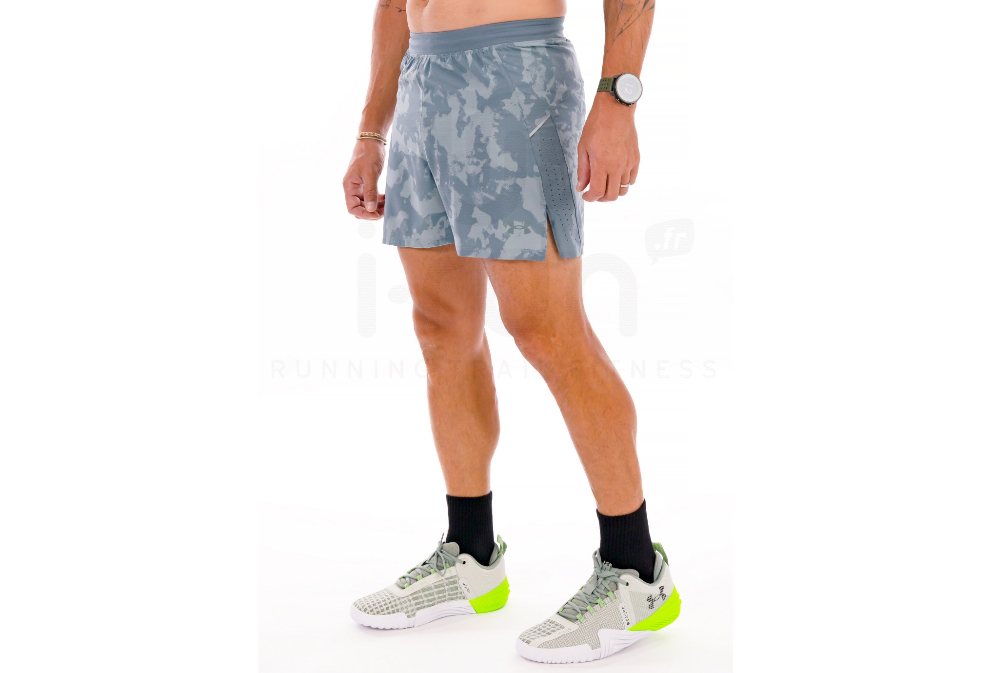 Under Armour Launch Pro
