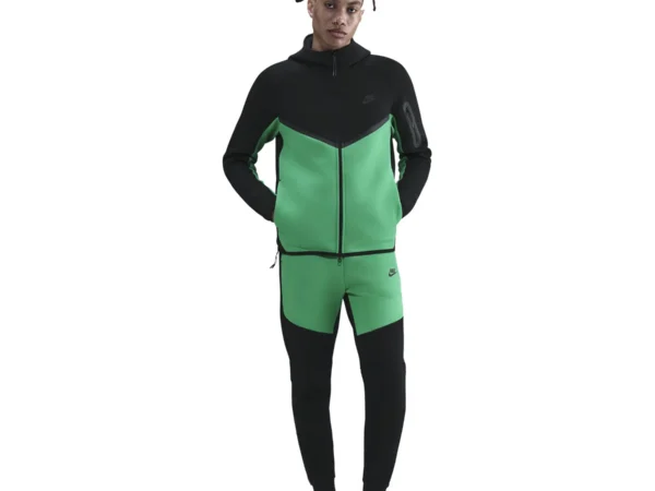 Veste à capuche Nike Tech