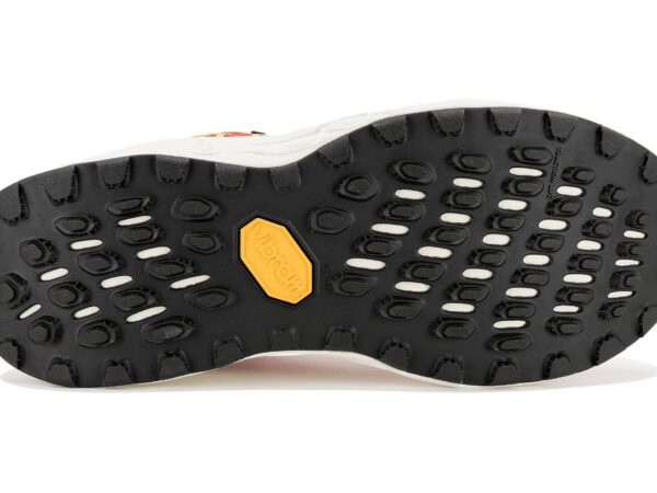 New Balance Fresh Foam X Hierro V8 M
