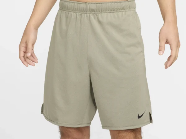 Short Nike Totality